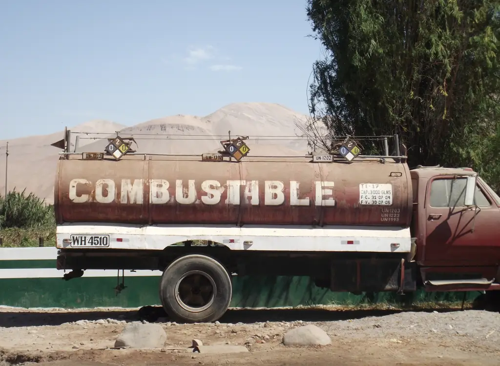motorcycle-fuel-bolivia