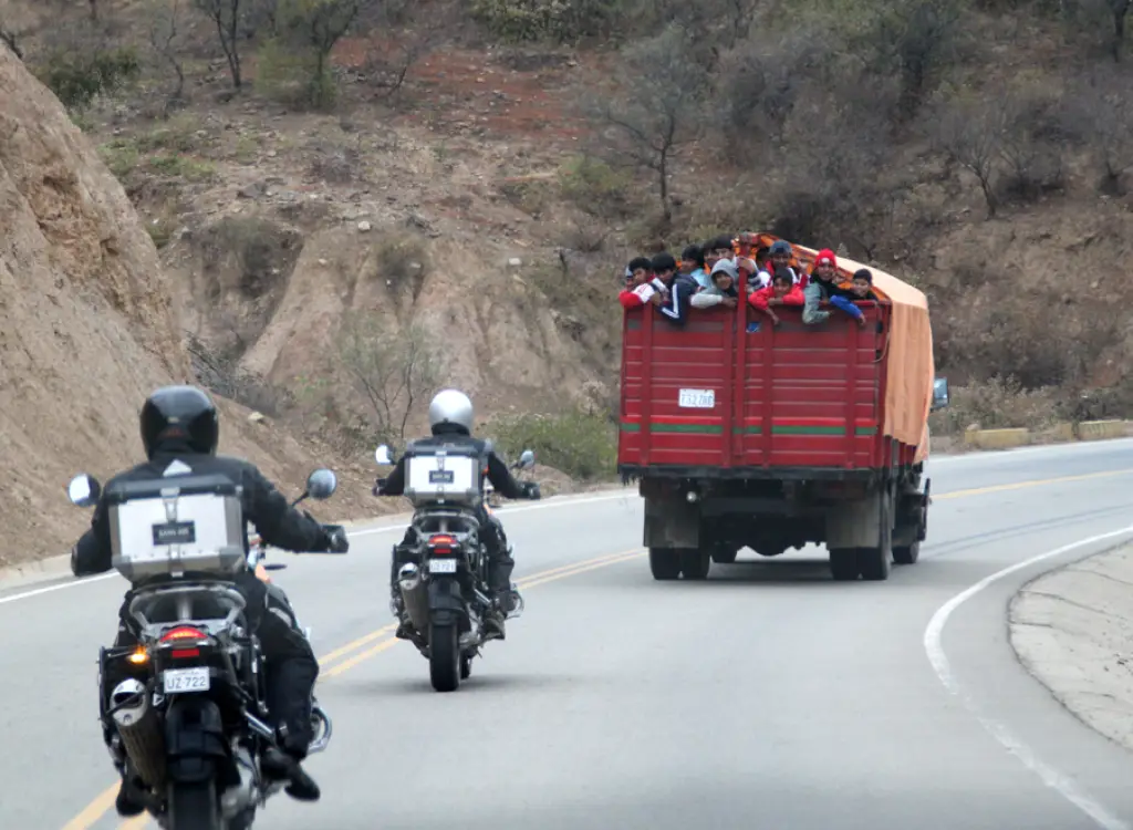 398 Camino de Tarija a San Pedro 3