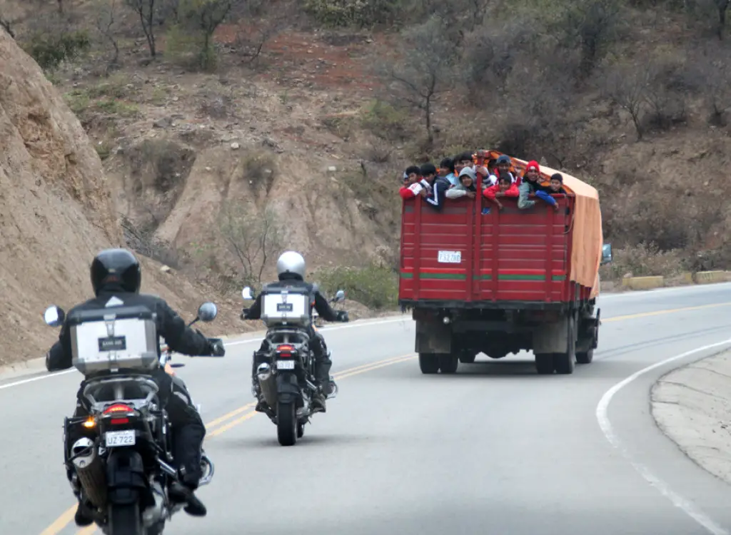 motorcycle-bolivia-argentina