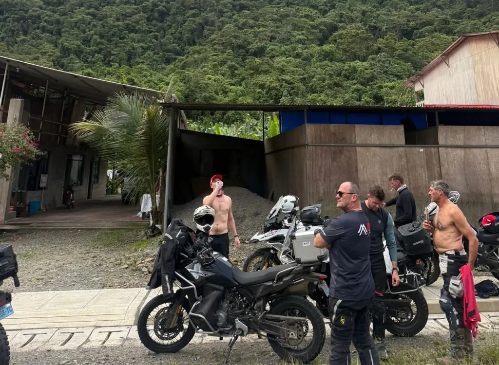 Tropic motorcycle tour peru