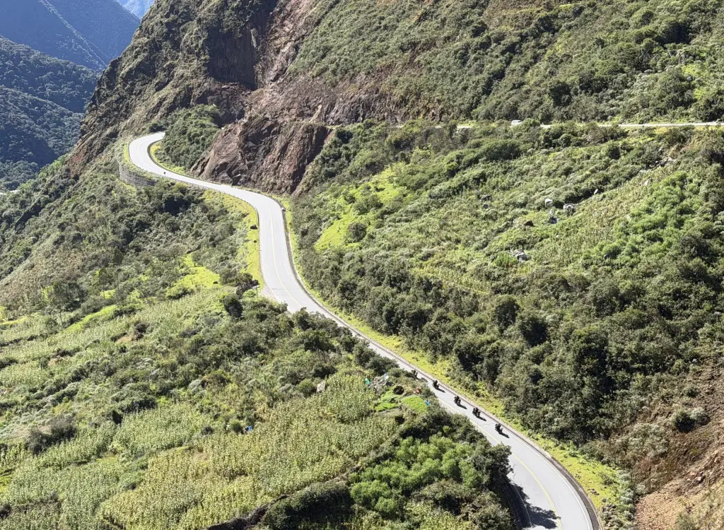 Puerto maldonado cuscco road scenic peru