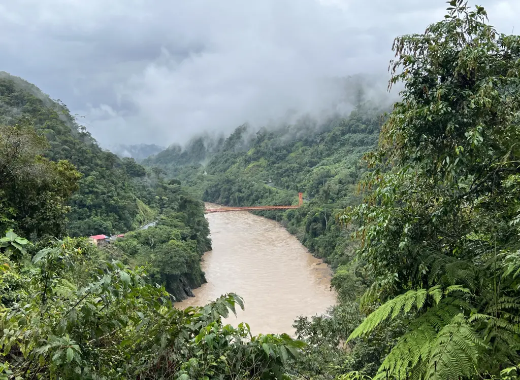madre-de-dios-river-peru-motoamigos