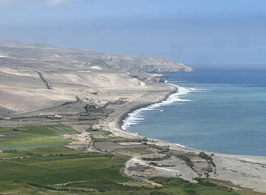 pacific-ocean-peru-motoamigos