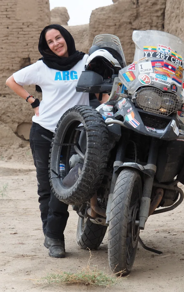 zampini-gabriela-iran-motorcycle